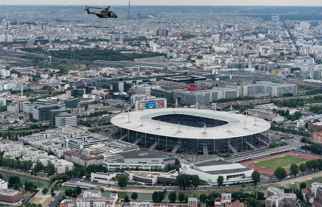 UEFA, estadio de Francia, París. Foto: AFP.