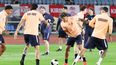 Uruguay entrena para el partido ante Japón. Foto: AFP