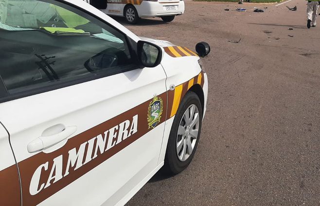 policia-caminera-choque-casco.jpg