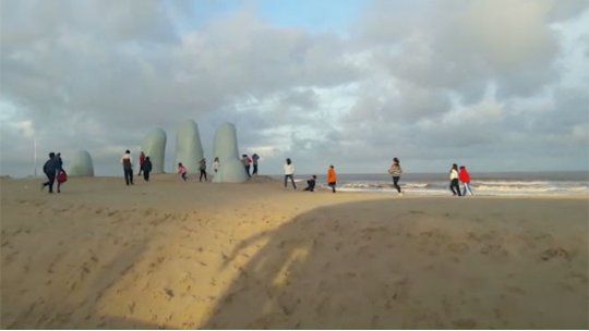 ninos punta del este