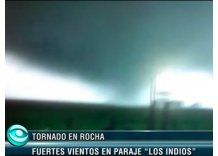 Impresionantes imágenes de un tornado en Rocha
