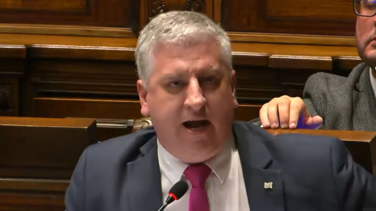 Diputado blanco llamó "delincuente" a Álvaro Danza