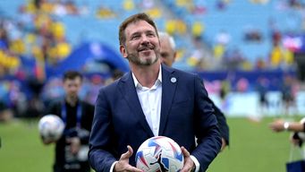 conmebol pide que el mundial 2030 se juegue con 64 selecciones por unica vez