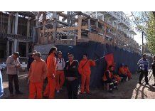 Detienen la obra de ampliación del Parque Central por medida sindical