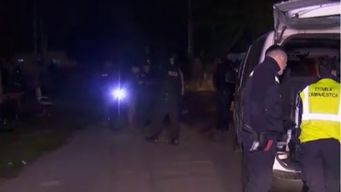 una mujer esta internada tras ser alcanzada por una bala perdida por un enfrentamiento entre delincuentes