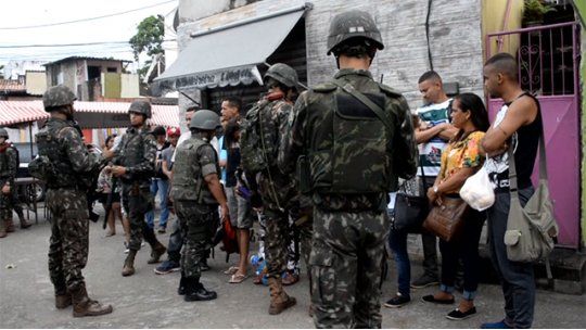 militares rio