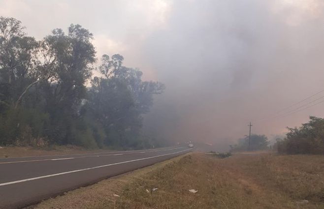 ruta-obstruida-incendio-caminera.jpg