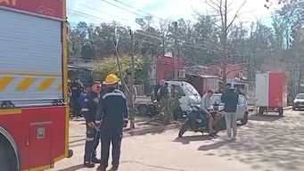 incendio dejo a un hombre y a cuatro menores con diversas lesiones; tres pequenos estan en el cenaque