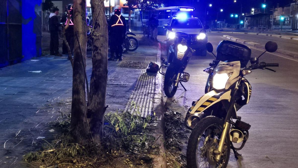 Tras picadas ilegales en la rambla, Policía hizo controles en Kibón, Parque Rodó y Prado: 15 multas y dos vehículos incautados