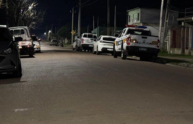 Foto: Policía de Maldonado. La casa del hombre se encuentra sobre avenida Rocha, en San Carlos.