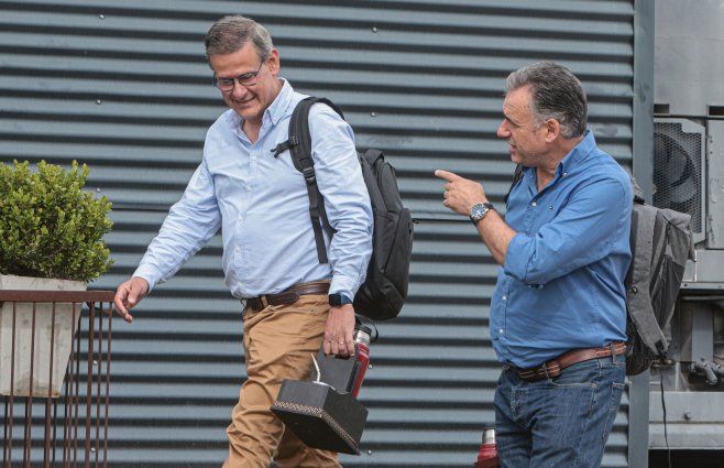 Foto: FocoUy. Yamandú Orsi y Jorge Díaz.