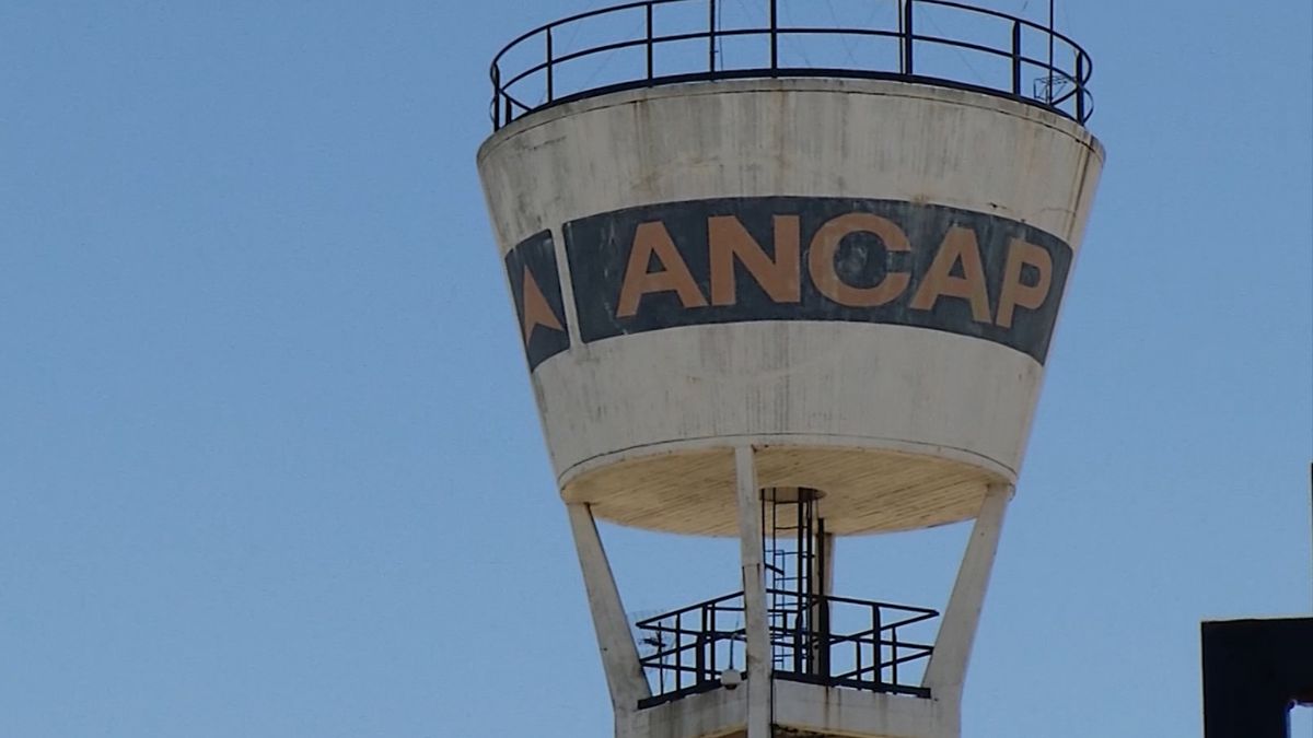 Sindicato de Ancap pide reunión tripartita y advierte por profundización del conflicto si no hay avances