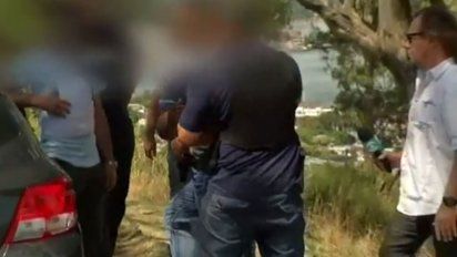 El 17 de diciembre de 2017 Betito se entregó en el Cerro. Exigió hacerlo frente al periodista Nano Folle y las cámaras de Canal 10. 