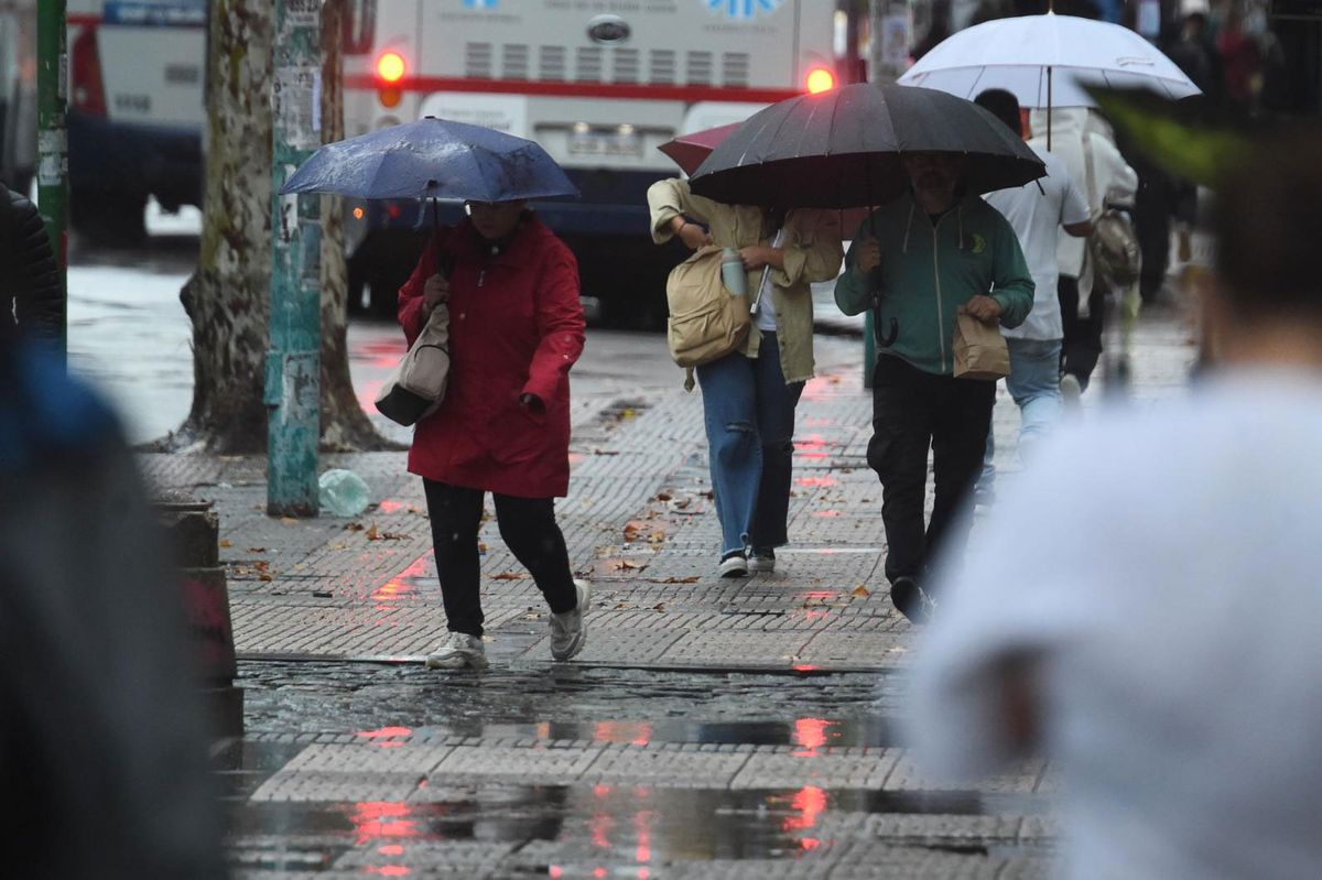 Tiempo frío, lluvias y tormentas desde este jueves por la noche