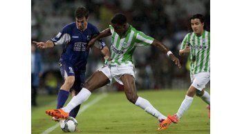 Gran victoria violeta en Medellín: 2 a 0 ante Atlético Nacional