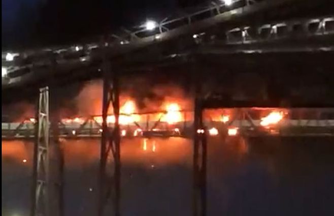 nueva-palmira-fuego-puerto.jpg