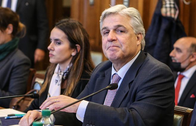 bustillo-ache-focouy.jpg