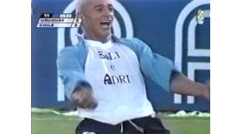 Hace once años Uruguay se impuso a Chile por las Eliminatorias
