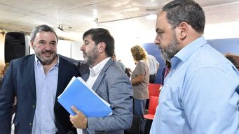 Bergara, Pereira y Carrera en la conferencia de prensa del FA. Foto: FocoUy.