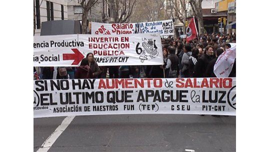 Sindicatos marcharán al Parlamento desde la Torre Ejecutiva