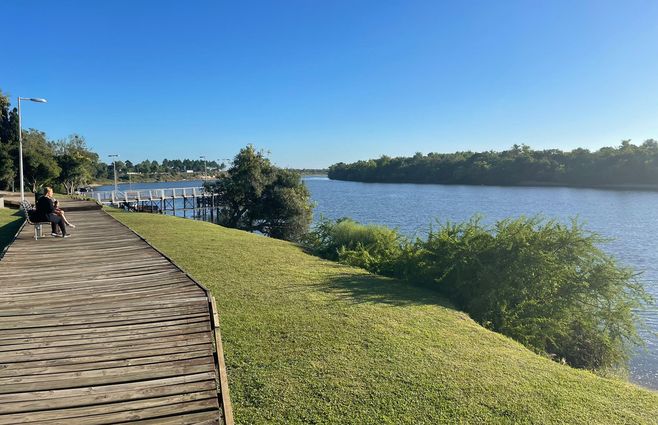 La Charqueda, río Cebollatí. Visita del presidente Lacalle Pou. (Foto: Paola Elso, corresponsal de Subrayado).