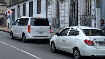 robaron un local de ropa y la policia recupero varias prendas en un allanamiento