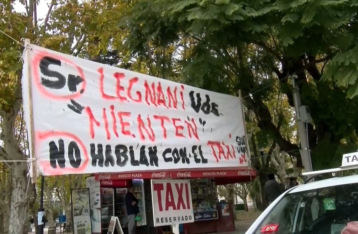 Sindicato del Taxi de Canelones apuntó contra reglamentación de choferes de aplicaciones: "La intendencia premia la ilegalidad"