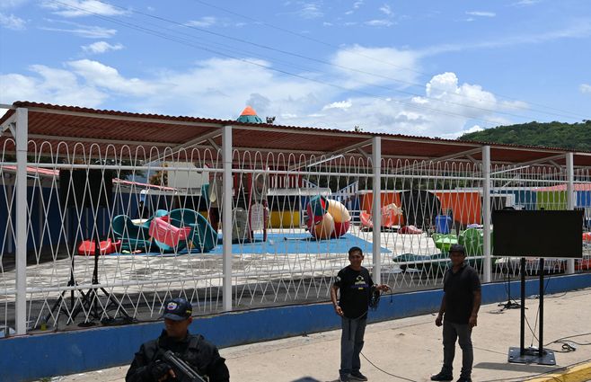 El interior de la cárcel de Tocorón, en Venezuela, con un espacio de juegos infantiles para los hijos de los reclusos. Foto: AFP.