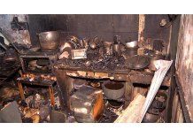 Un hombre con quemaduras graves tras incendiarse su vivienda
