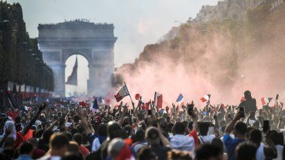 franceses festejaron el triunfo en varios paises