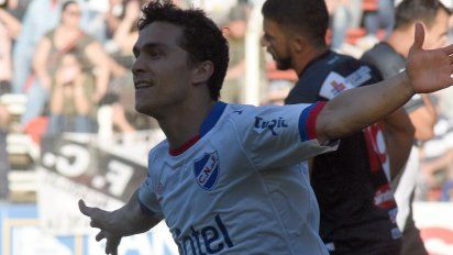 nacional gano por 1 - 0 a danubio y se enfrentara a su clasico rival por el uruguayo