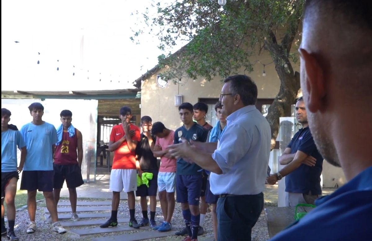 Más de 500 jóvenes participaron en 2022 en el programa Pelota al medio a la  esperanza