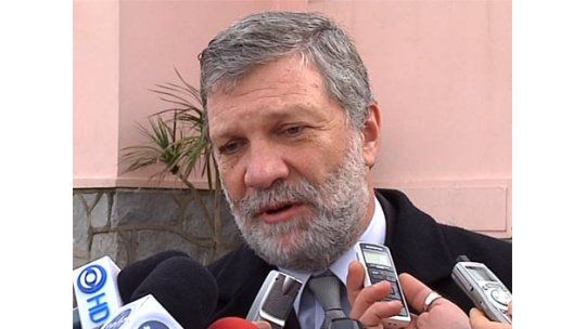 Mujica puso en el freezer la renuncia de Kreimerman a Industria