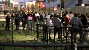 punta del este: autoridades preocupadas por jovenes que incitan a colarse masivamente a fiestas