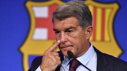 Yo quería que se quedara, él quería quedarse, pero no voy a hipotecar el club por nadie. Barcelona está por encima de cualquier persona