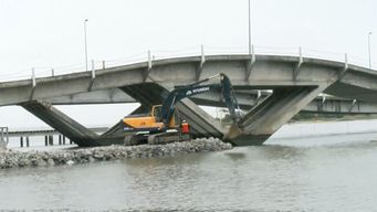 apuntalan puente de la barra para que se use en verano con autos livianos