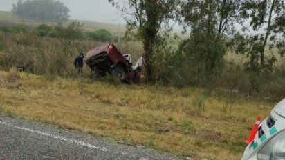 mujer murio tras choque y vuelco; iba en un auto que transportaba droga