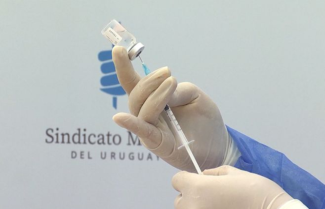 sindicato-medico-vacunacion.jpg