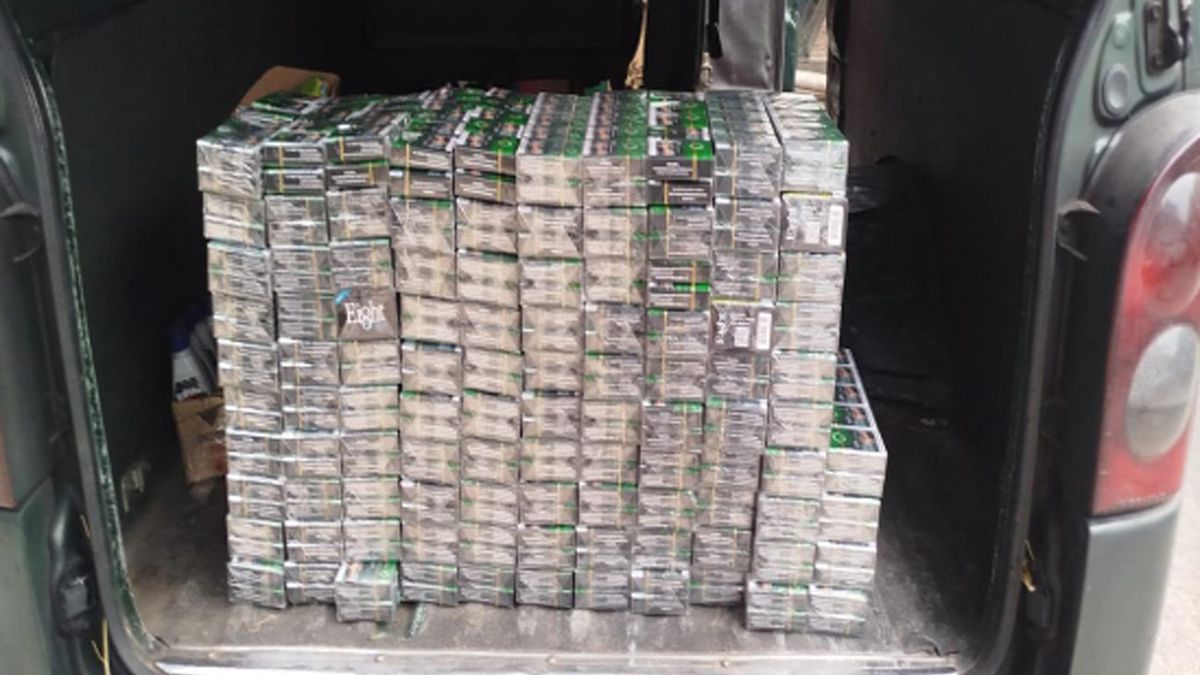 Incautaron cigarrillos de contrabando y detuvieron a dos per