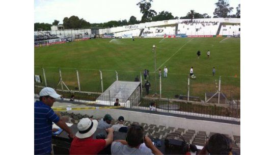 Danubio le ganó 2 a 1 a Cerro en Jardines Danubio le ganó 2 a 1 a Cerro en Jardines