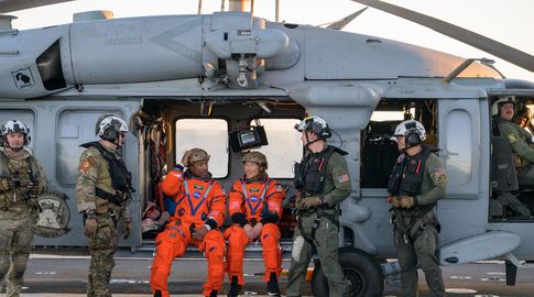 Los cuatro astronautas de la misión Artemis II amerizaron el viernes, tal como estaba previsto, frente a la costa de California, tras culminar una misión de prueba alrededor de la Luna ejecutada a la perfección, según la NASA, medio siglo después del programa Apolo. Foto: NASA Los cuatro astronautas de la misión Artemis II amerizaron el viernes, tal como estaba previsto, frente a la costa de California, tras culminar una misión de prueba alrededor de la Luna ejecutada a la perfección, según la NASA, medio siglo después del programa Apolo. Foto: NASA