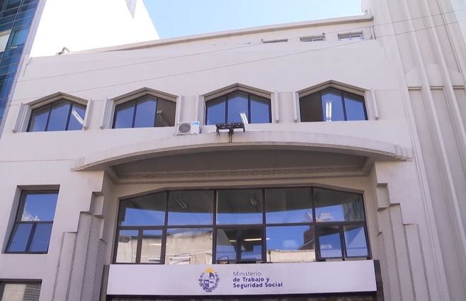 fachada-del-ministerio-de-trabajo