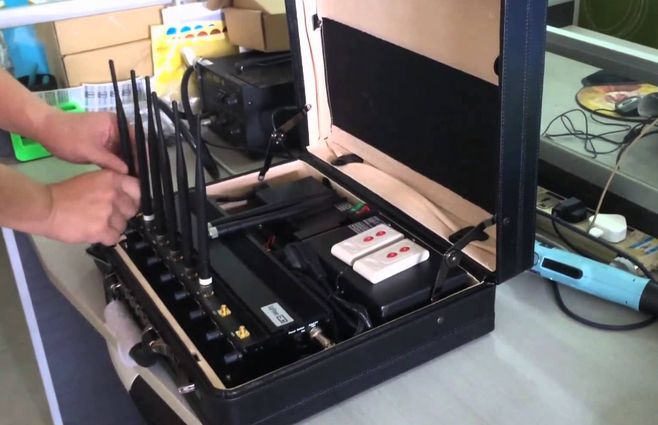 Los inhibidores de celulares se colocaron primero en el penal de Libertad y luego en Comcar