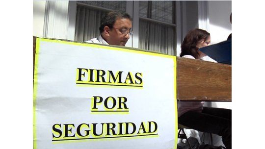 subrayado_media_legacy/firmas_colorados.jpg