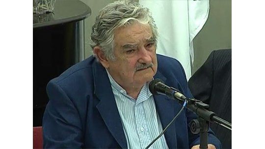 Mujica admitió error de impulsar voto consular junto a elecciones