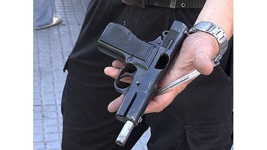 Guerra de narcos: hay que quitarle las armas y darles un futuro