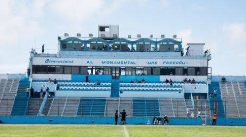 Se juega entre semana la décima fecha del Torneo Clausura: conocé horarios,  partidos y cómo está la tabla