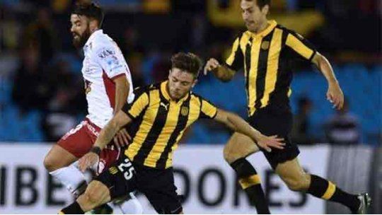 Peñarol, Huracán
