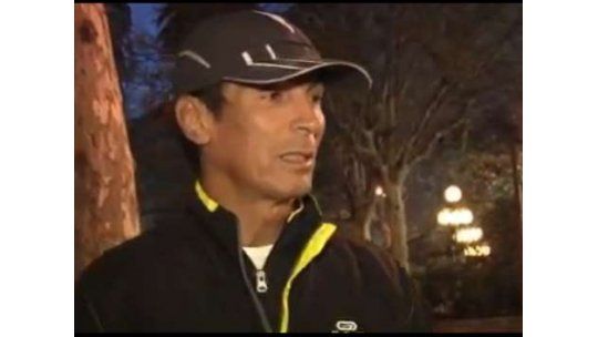 Ultramaratonista en camino a Fray Bentos: ya lleva más de 200 km