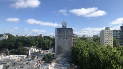 sabado algo nuboso con periodos de claro y ventoso
